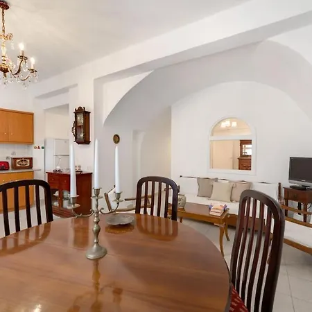 펜션 Santorini Traditional Cave House *